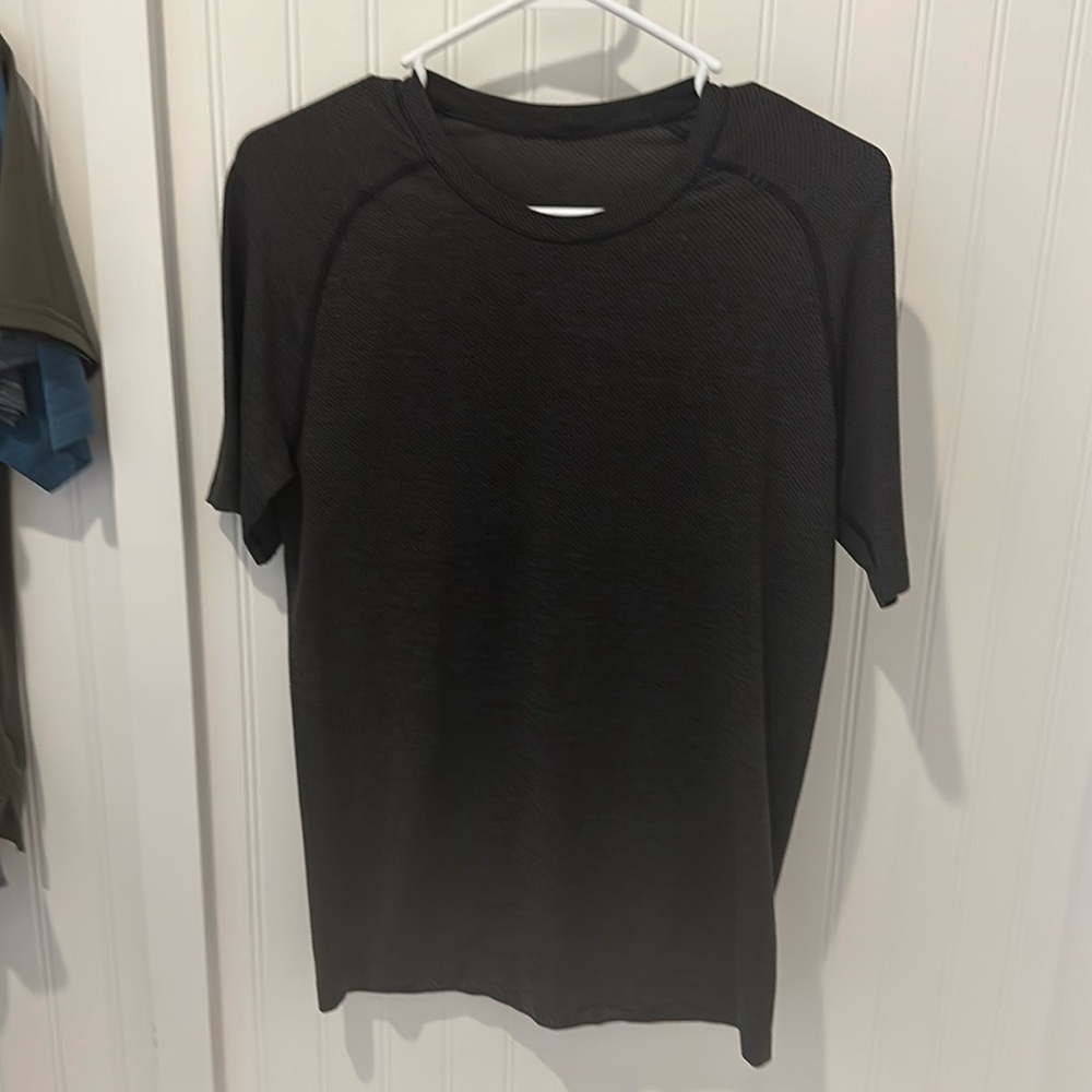 Lululemon metal vent